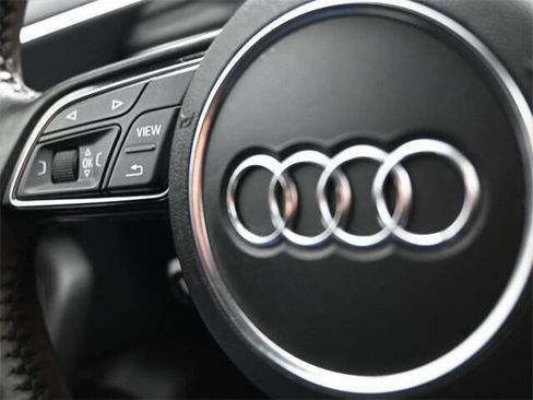 Used 2018 Audi A4 2.0T Ultra Premium w/ Convenience Package image 11