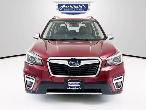Used 2019 Subaru Forester Touring image 2