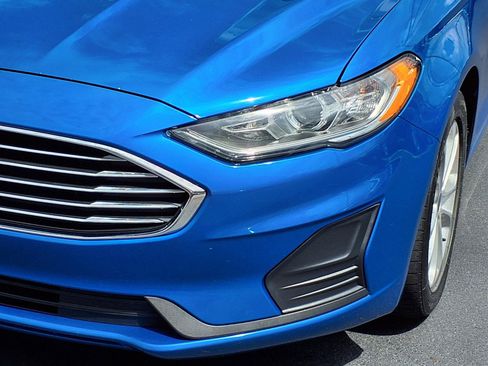 Used 2020 Ford Fusion SE FWD image 28