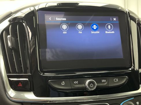 Certified 2023 Chevrolet Traverse Premier w/ LPO, Cargo Package AWD/4WD image 21