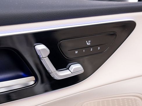 New 2026 Mercedes-Benz GLC 300 4MATIC image 17