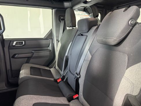 Used 2025 Ford Bronco Big Bend AWD/4WD image 11
