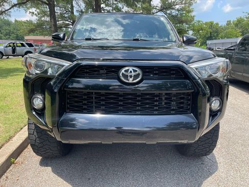 Used 2018 Toyota 4Runner SR5 Premium AWD/4WD image 8