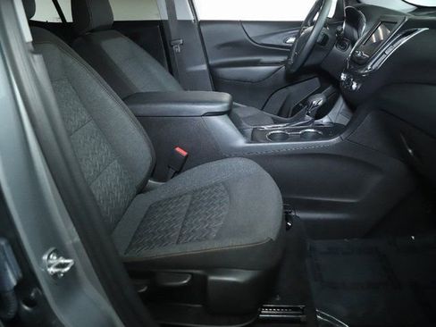 Used 2023 Chevrolet Equinox LT image 34