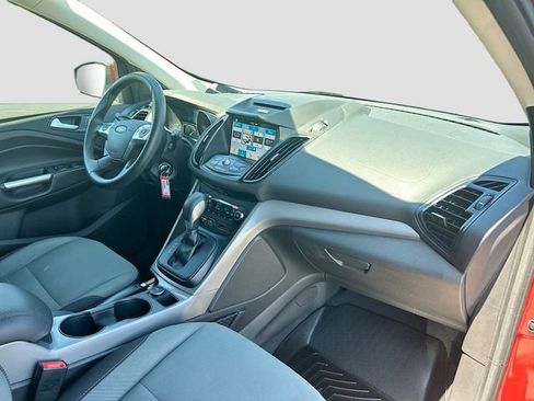 Used 2016 Ford Escape SE w/ Equipment Group 201A AWD/4WD image 30