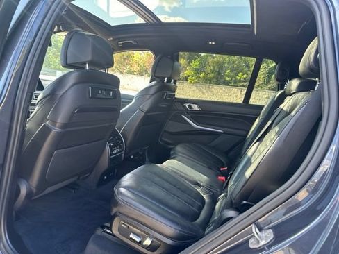 Used 2020 BMW X7 M50i AWD/4WD image 37