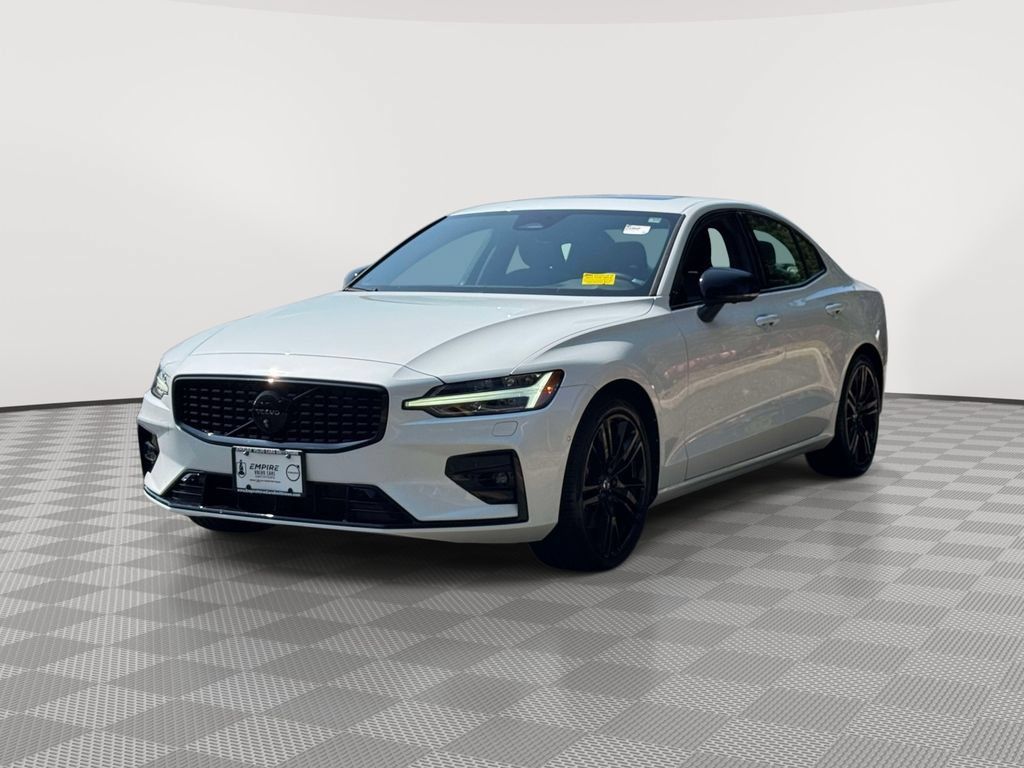 Used 2024 Volvo S60 B5 Plus w/ Climate Package AWD/4WD image 2
