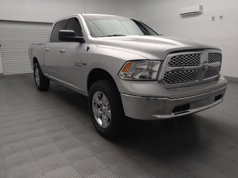 Used 2017 RAM 1500 Classic SLT AWD/4WD image 13