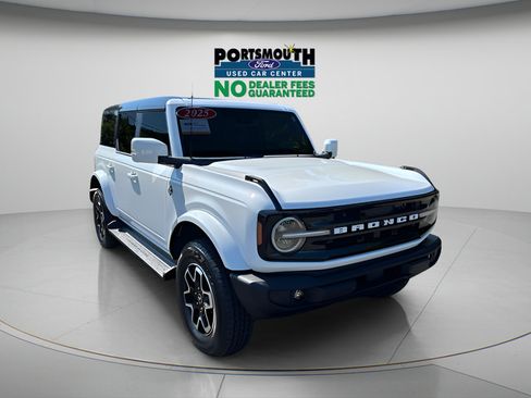 Used 2025 Ford Bronco Outer Banks AWD/4WD image 31