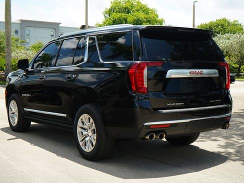 Used 2024 GMC Yukon Denali w/ Advanced Technology Package AWD/4WD image 10