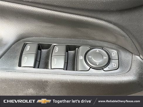 Used 2018 Chevrolet Equinox Premier image 28