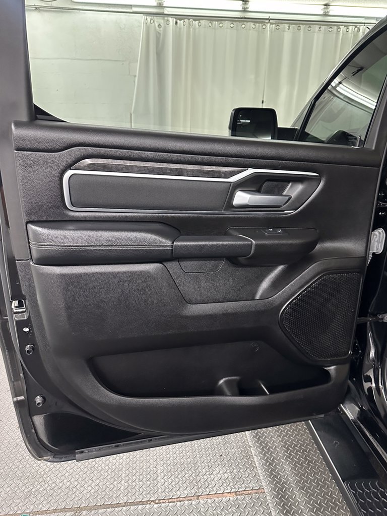 Used 2024 RAM 1500 Big Horn AWD/4WD image 24