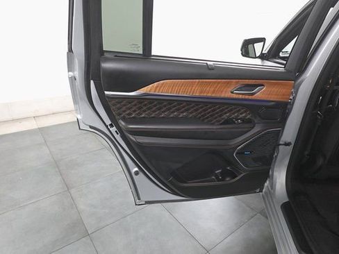 Used 2024 Jeep Grand Cherokee L Summit image 23