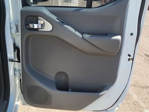 Used 2019 Nissan Frontier SV RWD image 19