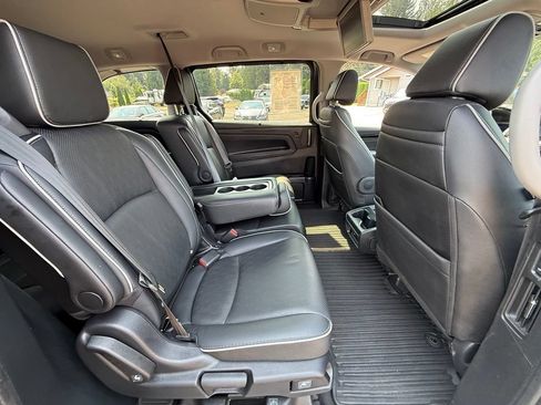 Used 2024 Honda Odyssey Elite image 22