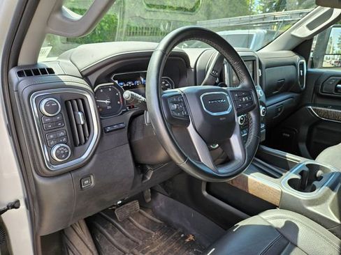 Used 2023 GMC Sierra 3500 Denali w/ Denali Ultimate Package AWD/4WD image 9