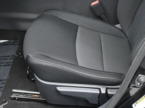 Certified 2025 Nissan Sentra SV image 17