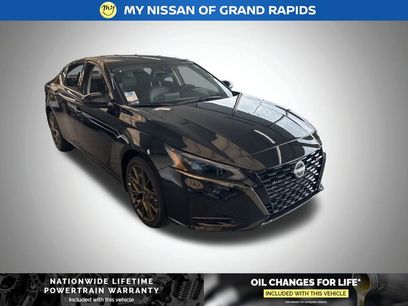 New 2025 Nissan Altima 2.5 SR