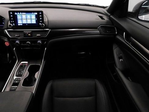 Used 2022 Honda Accord Sport image 36