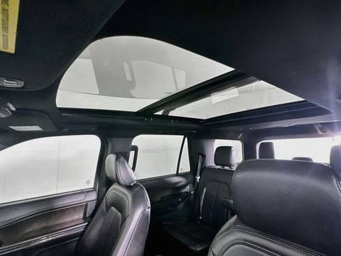 Used 2021 Ford Expedition Limited RWD image 26