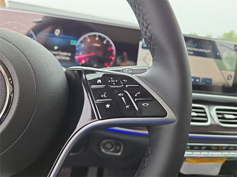 New 2026 Mercedes-Benz GLE 450 4MATIC image 18