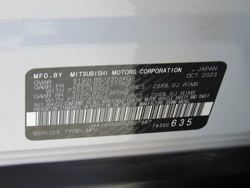 Used 2024 Mitsubishi Outlander SE image 17