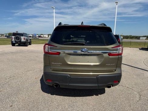 Used 2025 Subaru Ascent Premium AWD/4WD image 13