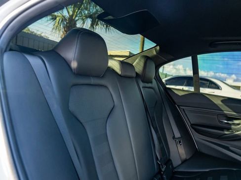 Used 2018 BMW M3 image 20