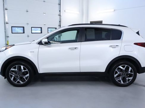 Used 2020 Kia Sportage EX w/ EX Technology Package AWD/4WD image 4