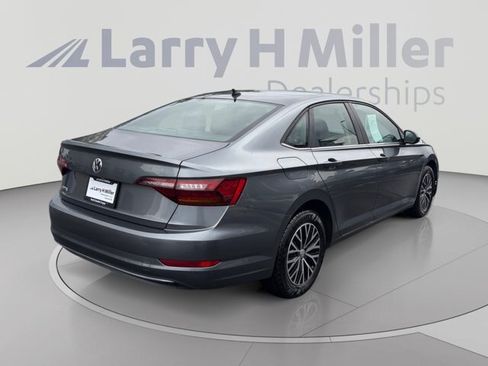 Used 2019 Volkswagen Jetta SE FWD image 5
