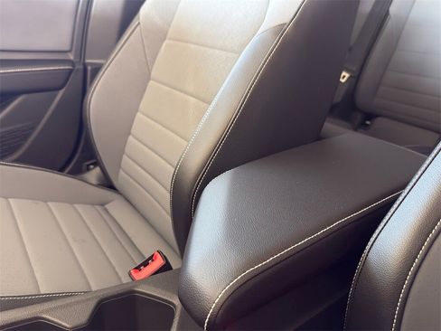 New 2026 Volkswagen Jetta SE image 26