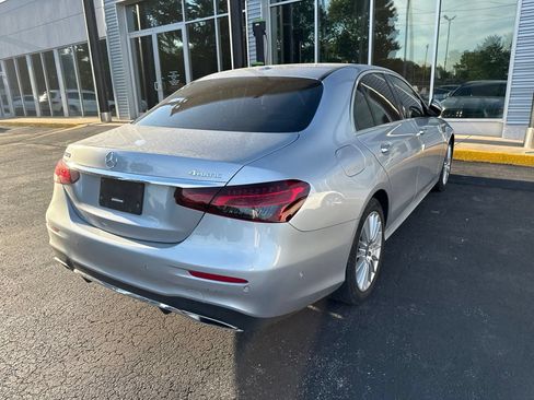 Used 2022 Mercedes-Benz E 350 4MATIC Sedan image 7