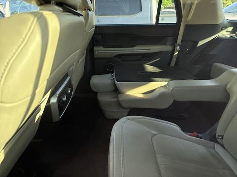 Used 2024 Ford Expedition Max Limited image 14