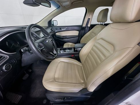 Used 2020 Ford Edge SEL w/ Convenience Package image 13