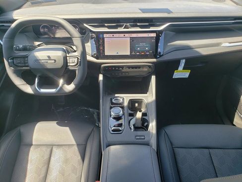 New 2026 Jeep Cherokee Overland w/ Trailer Tow Group AWD/4WD image 15
