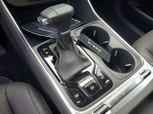 New 2026 Kia Carnival SX Prestige FWD image 25