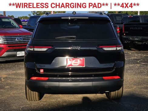 New 2025 Jeep Grand Cherokee L Limited AWD/4WD image 7