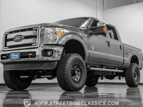 Used 2011 Ford F250 XLT w/ XLT Appearance Pkg image 24