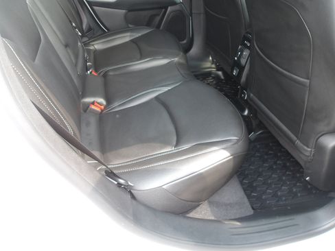 Used 2025 Jeep Compass Limited w/ Sun & Sound Group AWD/4WD image 11
