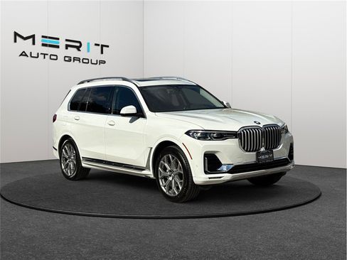 Used 2021 BMW X7 xDrive40i w/ Parking Assistance Package image 1