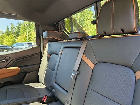 New 2025 GMC Canyon AT4 w/ Nightfall Edition image 15