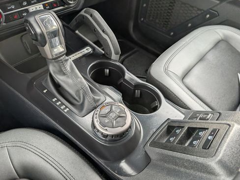 Used 2024 Ford Bronco Big Bend image 22
