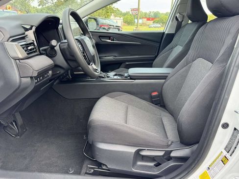 Used 2026 Toyota Camry LE FWD image 21