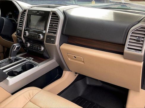 Used 2016 Ford F150 Lariat w/ Equipment Group 502A Luxury image 19