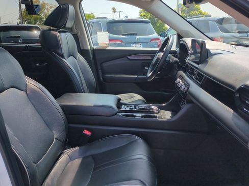 Certified 2023 Honda Pilot Elite image 26
