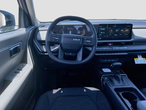 New 2027 Kia Seltos S FWD image 21