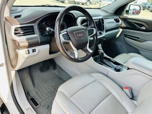 Used 2017 GMC Acadia SLT FWD image 15
