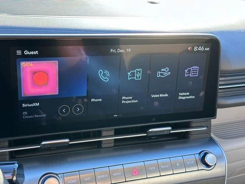 Used 2025 Hyundai Kona SEL image 16