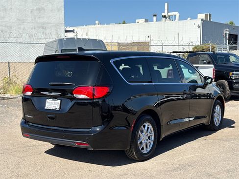 New 2025 Chrysler Voyager LX image 11