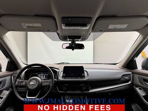 Used 2023 Nissan Rogue SV AWD/4WD image 11
